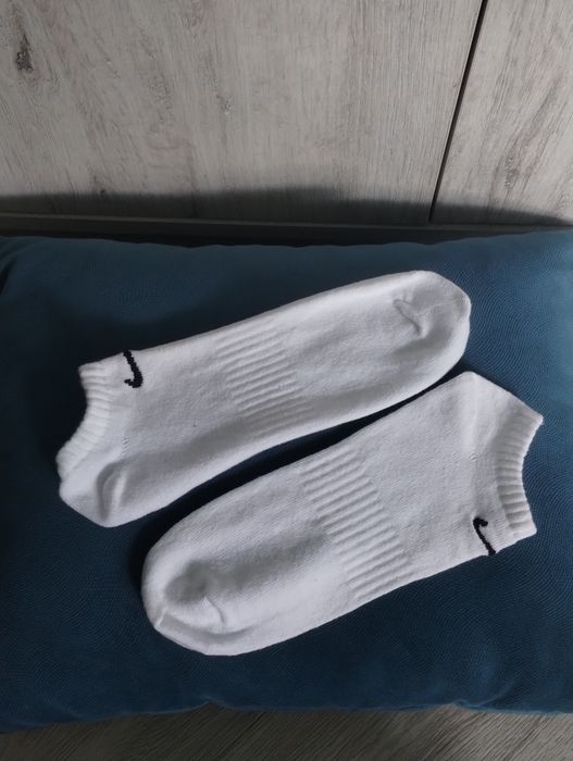 skarpetki białe Nike rozm. 39 -42 Nowe