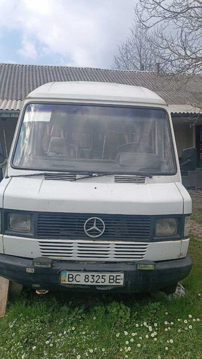 Mercedes-Beny 410