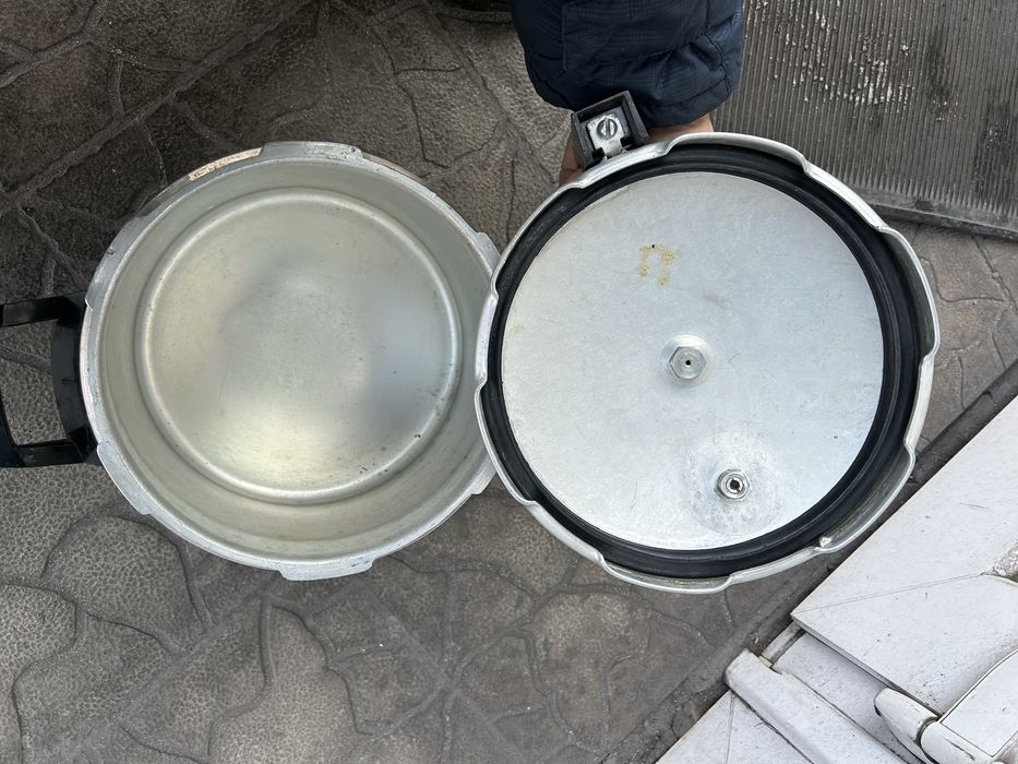 Пароварка шести литровая