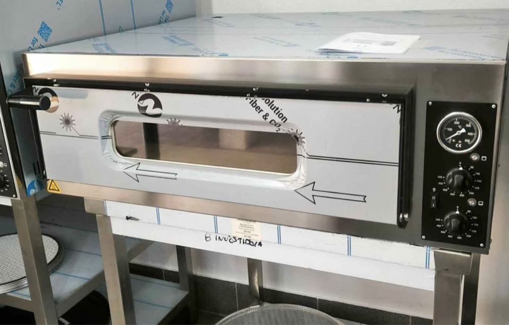 Forno para 4 pizzas elétrico 230/400V