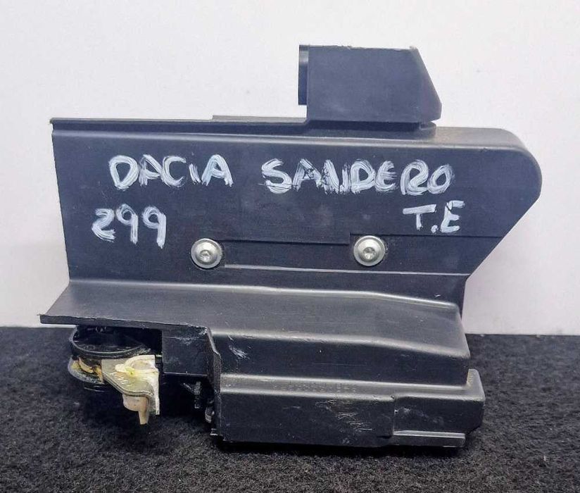 Fechadura / Fecho Porta Trás Esquerdo 825033052RA - DACIA SANDERO III