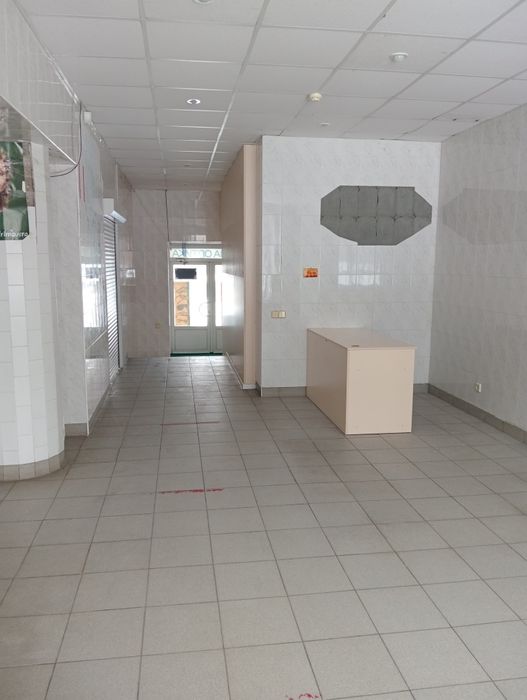 Здам нежитлове приміщення Незалежності 17