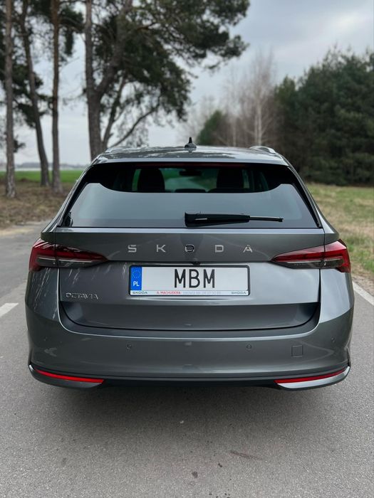SKODA OCTAVIA 1,5 150 KM wypożyczalnia samochodów wynajem MBM