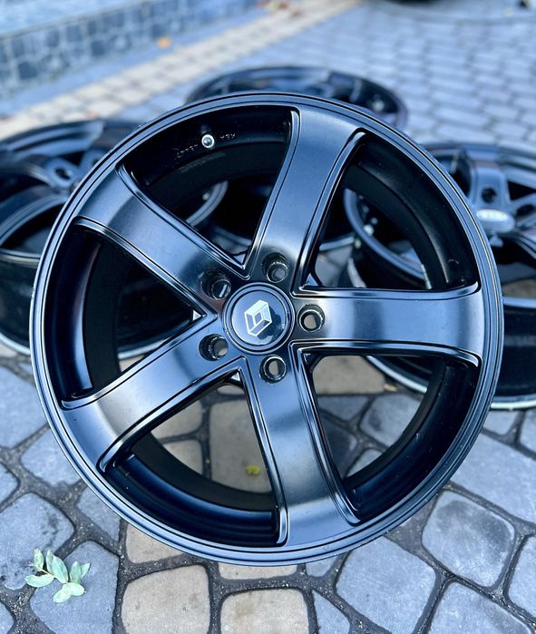 Диски легкосплавні 5х114,3 r18 Rogue Tucson SantaFe Sorento