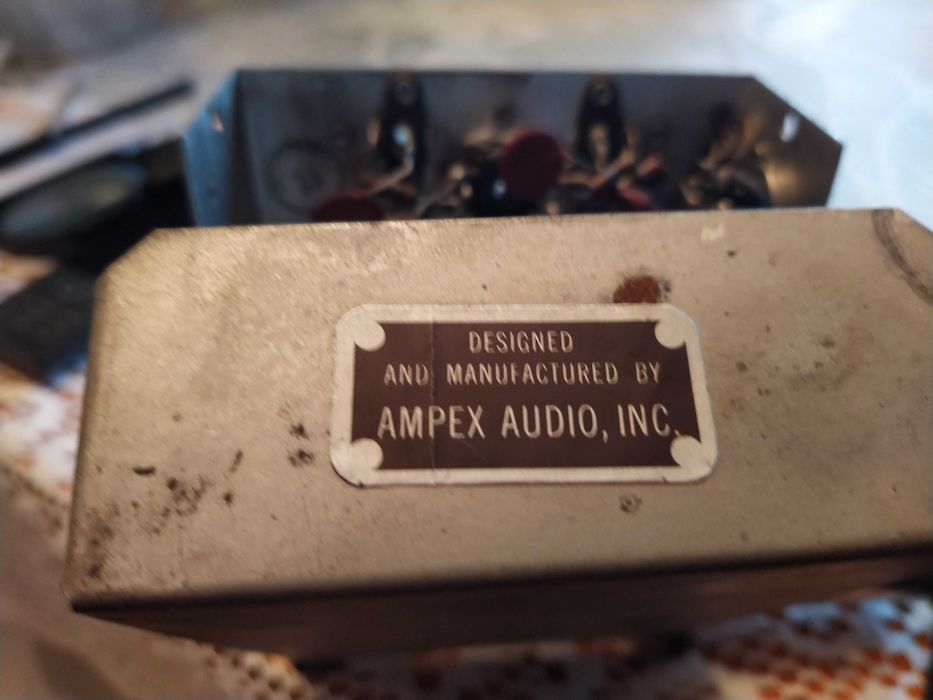 Amplificador válvulas Ampex Stereo