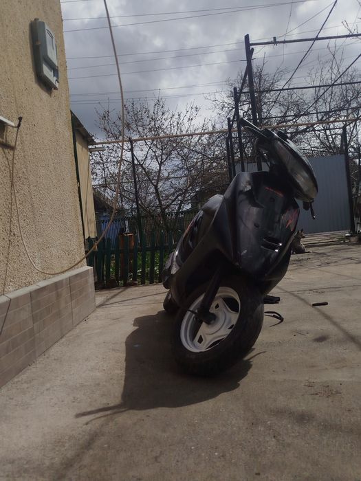 Продам мопед хонда Дио 28зх