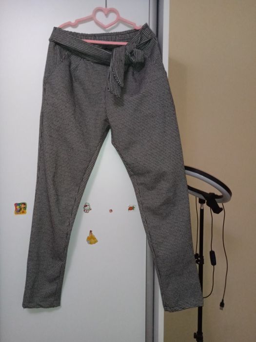 Розпродаю одяг та взуття 37р