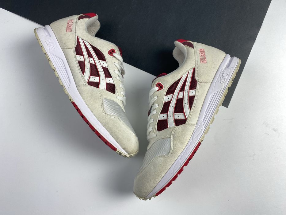 Кросівки Asics Gelsaga 45р