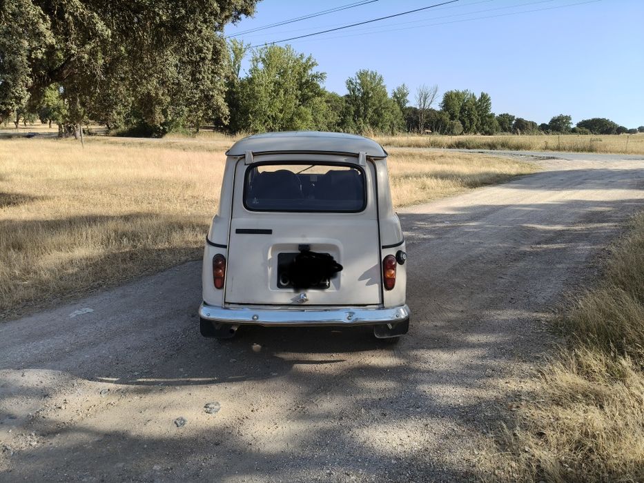 Renault 4 — fotografia 5