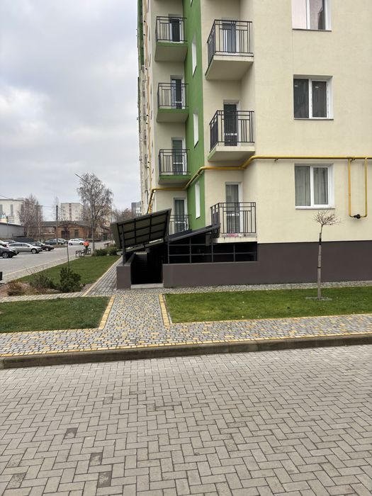 комерційне приміщення