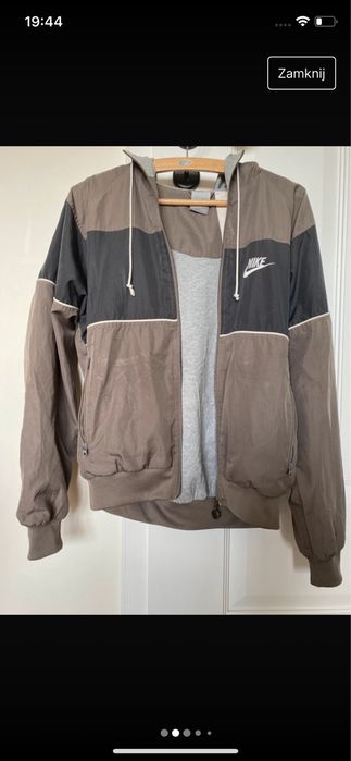 Kurtka Nike S damska 173 brązowo-czarna z kapturem
