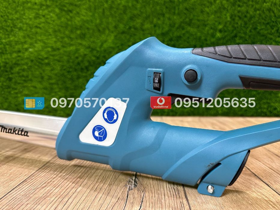 Шліфмашинка для стін та стель по гіпсу ( Жираф ) Makita ECDWS17-225