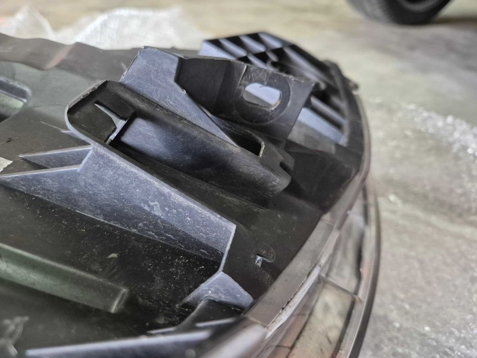 oticas farois xenon citroen c4