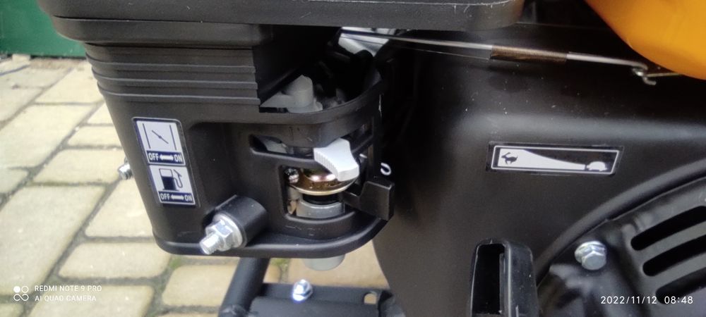 Генератор бензиновий