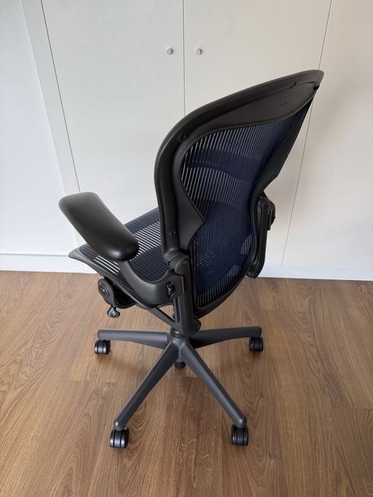Herman Miller Aeron Blue