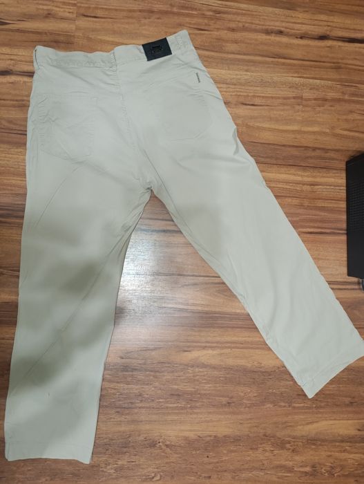 Продам Штани Hugo Boss
