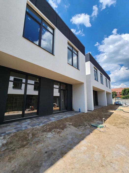 Вітаю. Продам Таунхаус, Газ, + Котел, Петропавлівська Борщагівка.