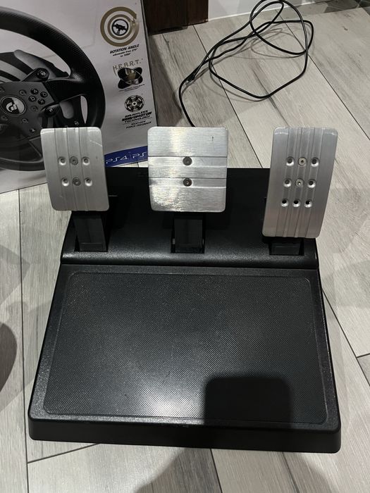 Kierownica  thrustmaster t300rs gt