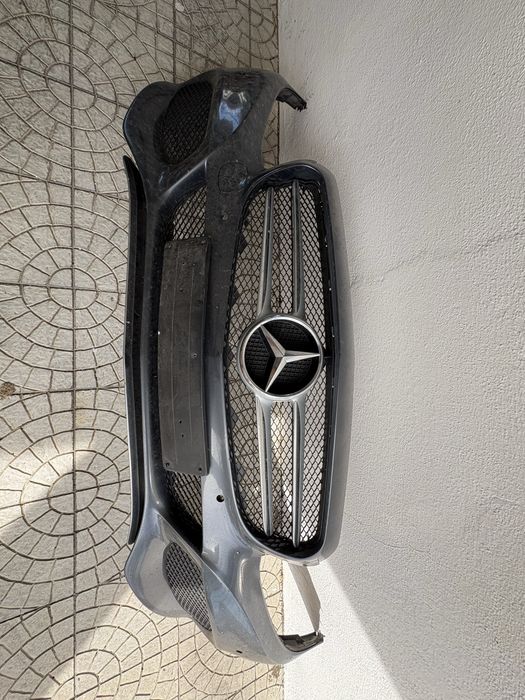 Parachoque e grelha frontal mercedes classe c