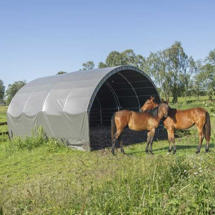 Osłona przeciwwiatrowa 6 x 6 m dla koni lub innych zwierząt