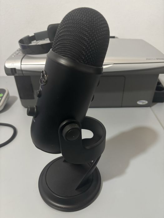 Microfone Blue Yeti edição 10 aniversario USB