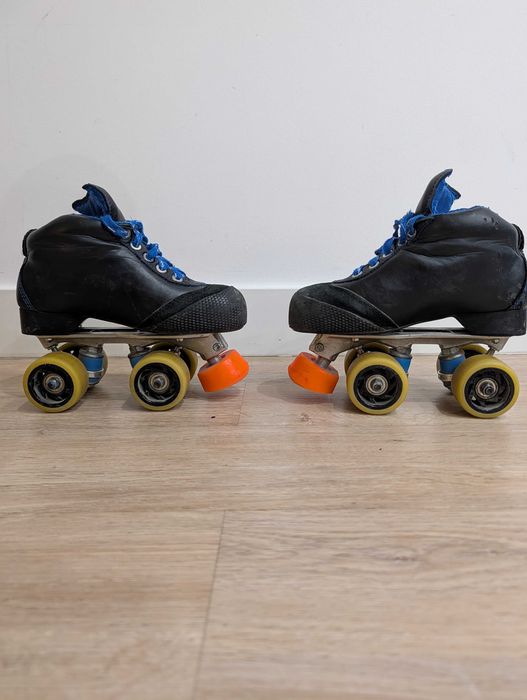 Patins hóquei 35