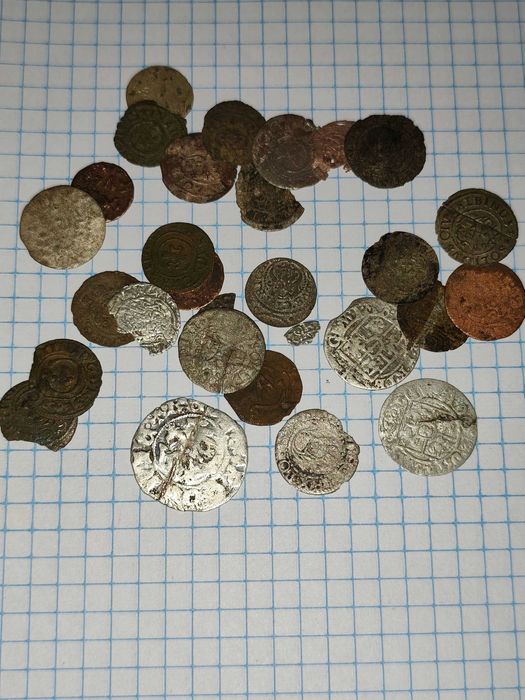 Продам монети СВ.