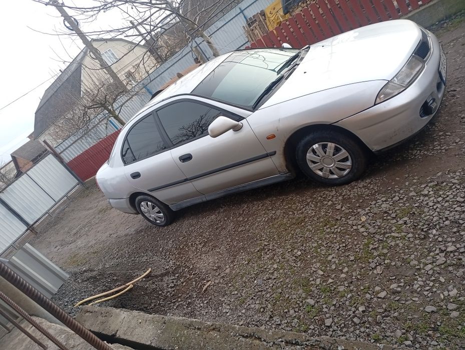 Продам Мітсубіші Карізма 1,9 тді