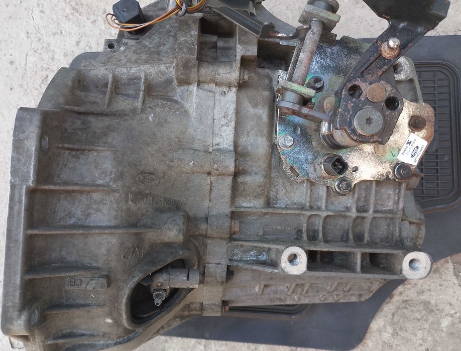 На Ford Focus MK1 Форд Фокус, Transit, Connect КПП 5 мех. 1.8 дизель XS4R-7F096