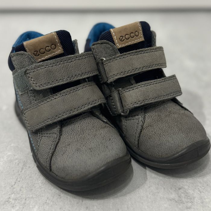 Buty dziecięce ecco first rozmiar 23