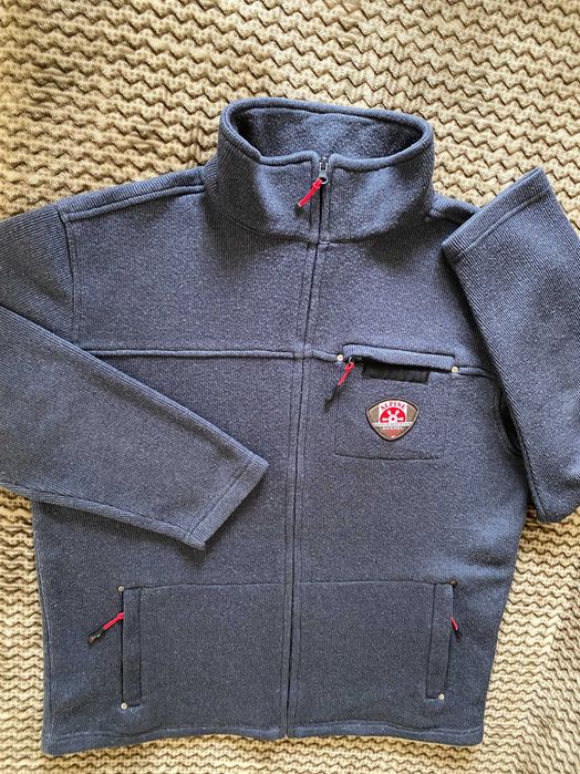 Мужская  кофта  розмер   XXL   2XL  30 %шерсти 70% акрил на флисе