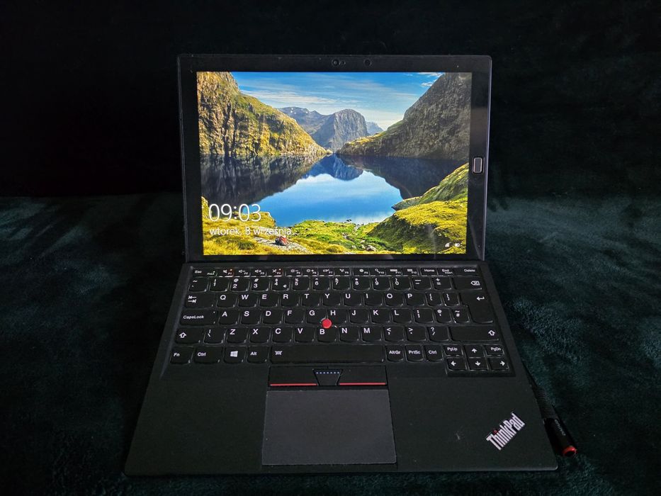 Thinkpad X1 tablet laptop 2 w 1 dotykowy