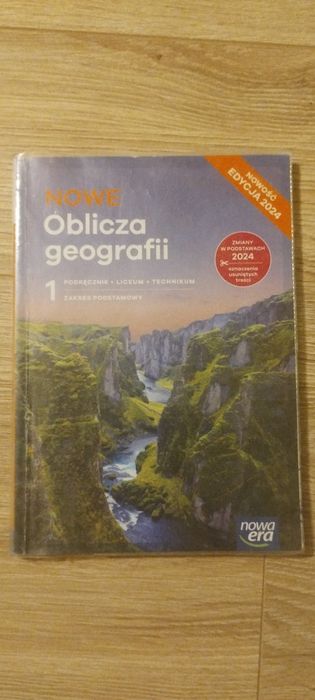 Książka do geografii Nowe Oblicza geografii