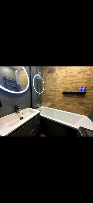 3 кімнатна квартира 77 м2 по вулиці Писаржевського.