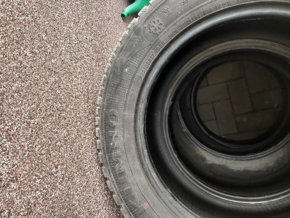 Opony zimowe225/60r17  6-5mm