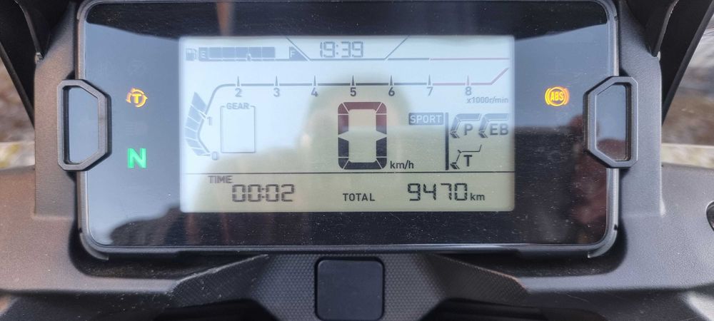 Honda NC750X | 10/2021 | 9.500 km | Extras completos | Estado irrepreensível