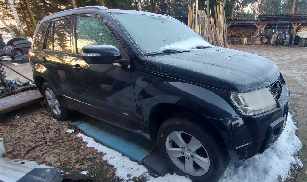 Suzuki Grand Vitara 2.4i uszkodzony silnik