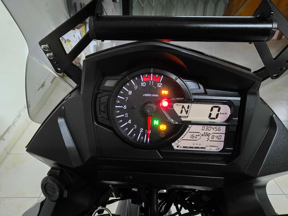 Suzuki VStrom 650 XT