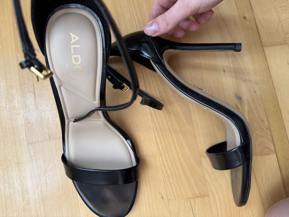 Босоніжки Aldo чорні підбори