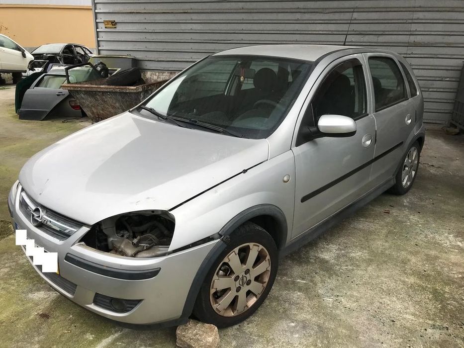 Opel Corsa C 1.3 CDTi 5P 2003 - Para Peças