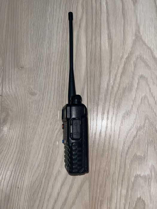 Radio baofeng UV-5R