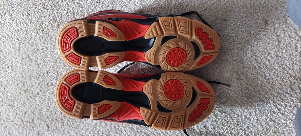 Кросівки mizuno wave