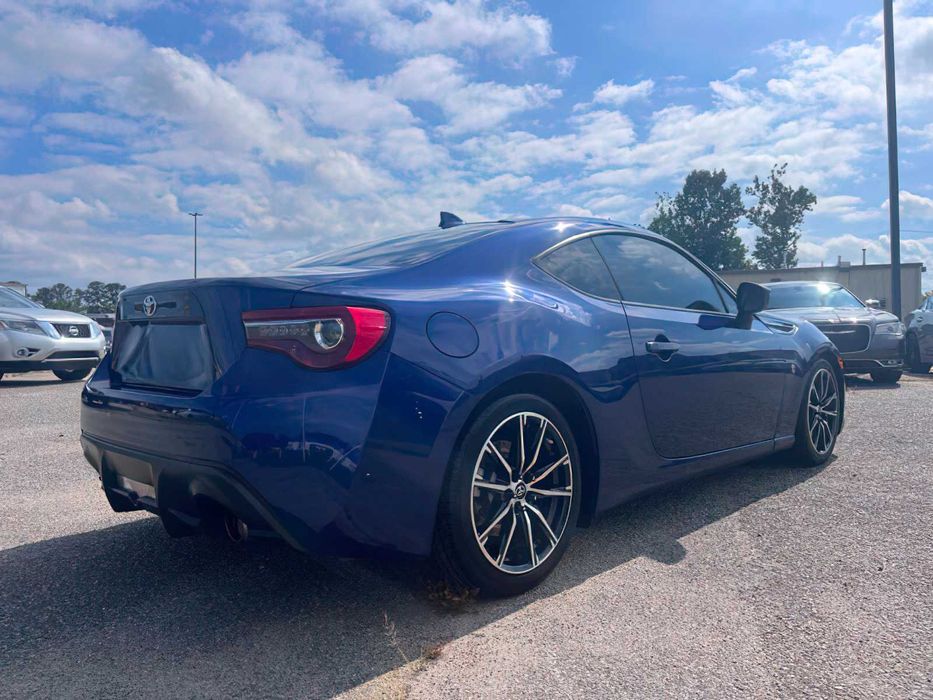 Toyota 86      2018