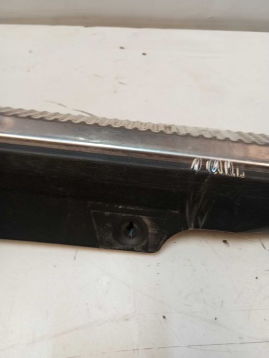 Soleira Interior da Mala Audi A4 B6 / B7 Avant – Ref: 8E9864483C