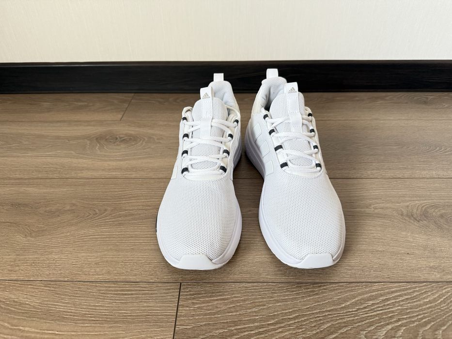 Кросівки adidas 46 розмір