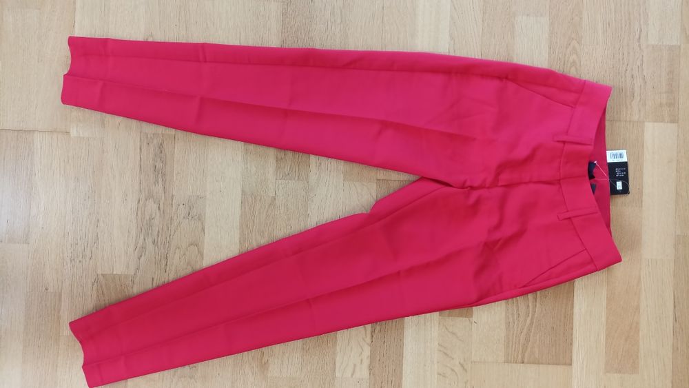 Spodnie, eleganckie spodnie, czerwone spodnie