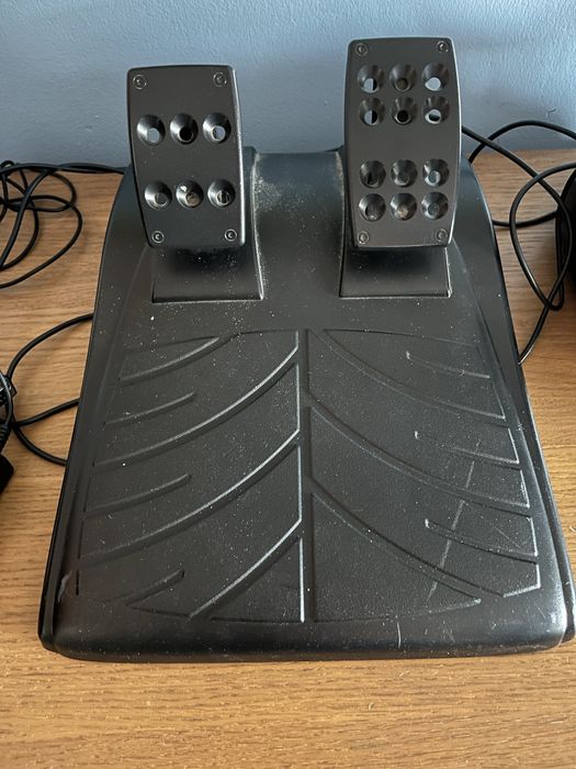 Volante loghitech DRIVING FORCE™ GT ps3 e pc