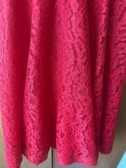 Сукня червона святкова