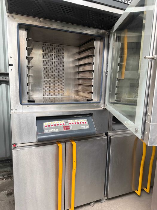 Piec konwekcyjny Debag Monsun Mini-city z garownią