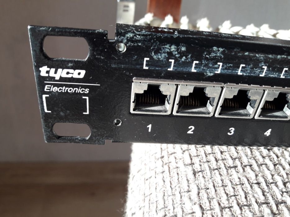 AMPTRAC AMP Патч-панель /19-дюймовый  6 AMP 24. ТА СССР.